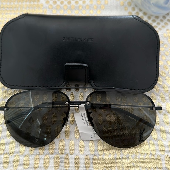 Saint Laurent aviators.. tags still on never worn! - Picture 1 of 4